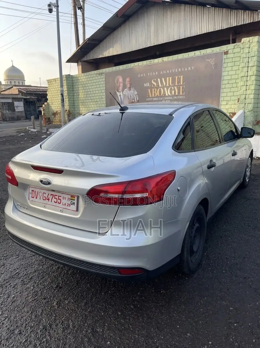 Ford Focus 2019 Silver