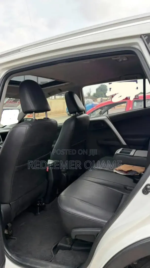 Toyota RAV4 2016 White