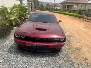 Dodge Challenger 2022 Maroon