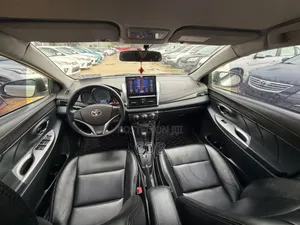 Toyota Yaris 2016 Silver