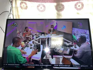 Nasco 32inc Digital TV