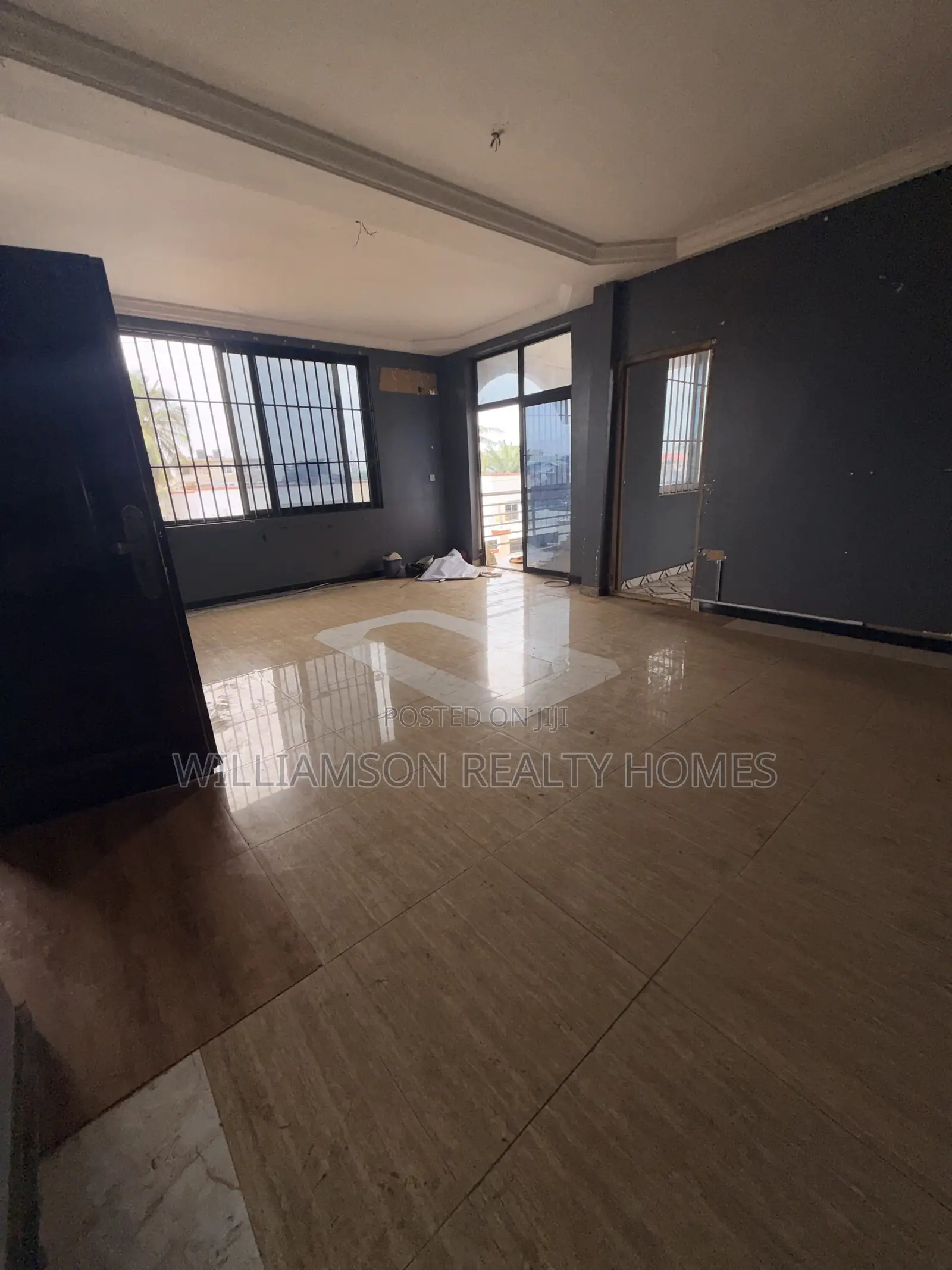 3bdrm Apartment in Community 18 Road, Spintex for rent