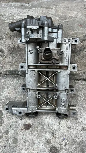 W204 271 C250 Oil Pump