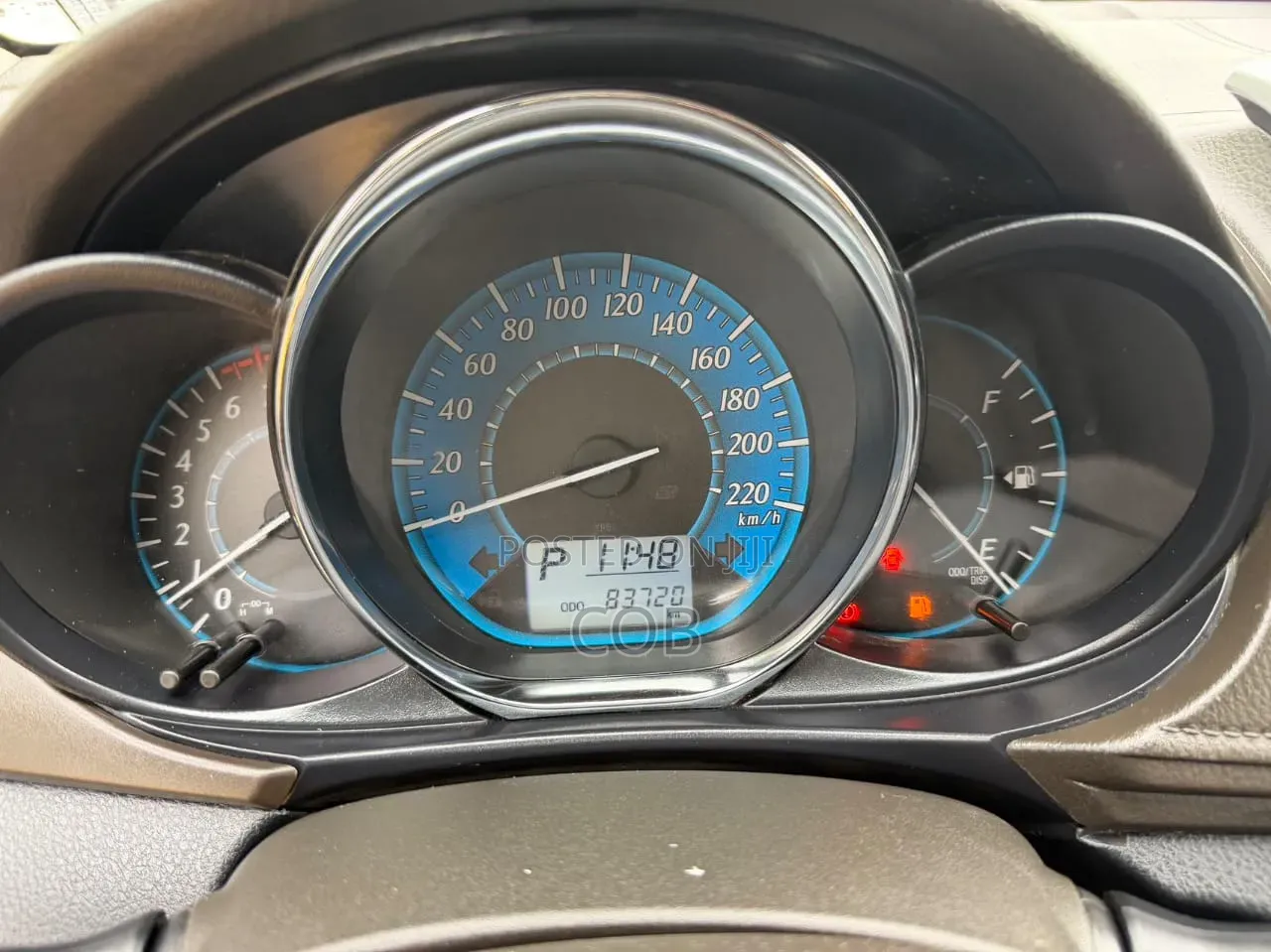 Toyota Yaris 2016 Silver