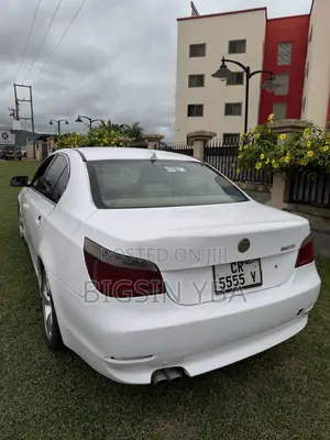 BMW 523i 2011 White