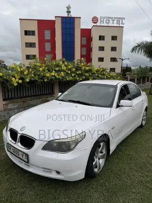 BMW 523i 2011 White