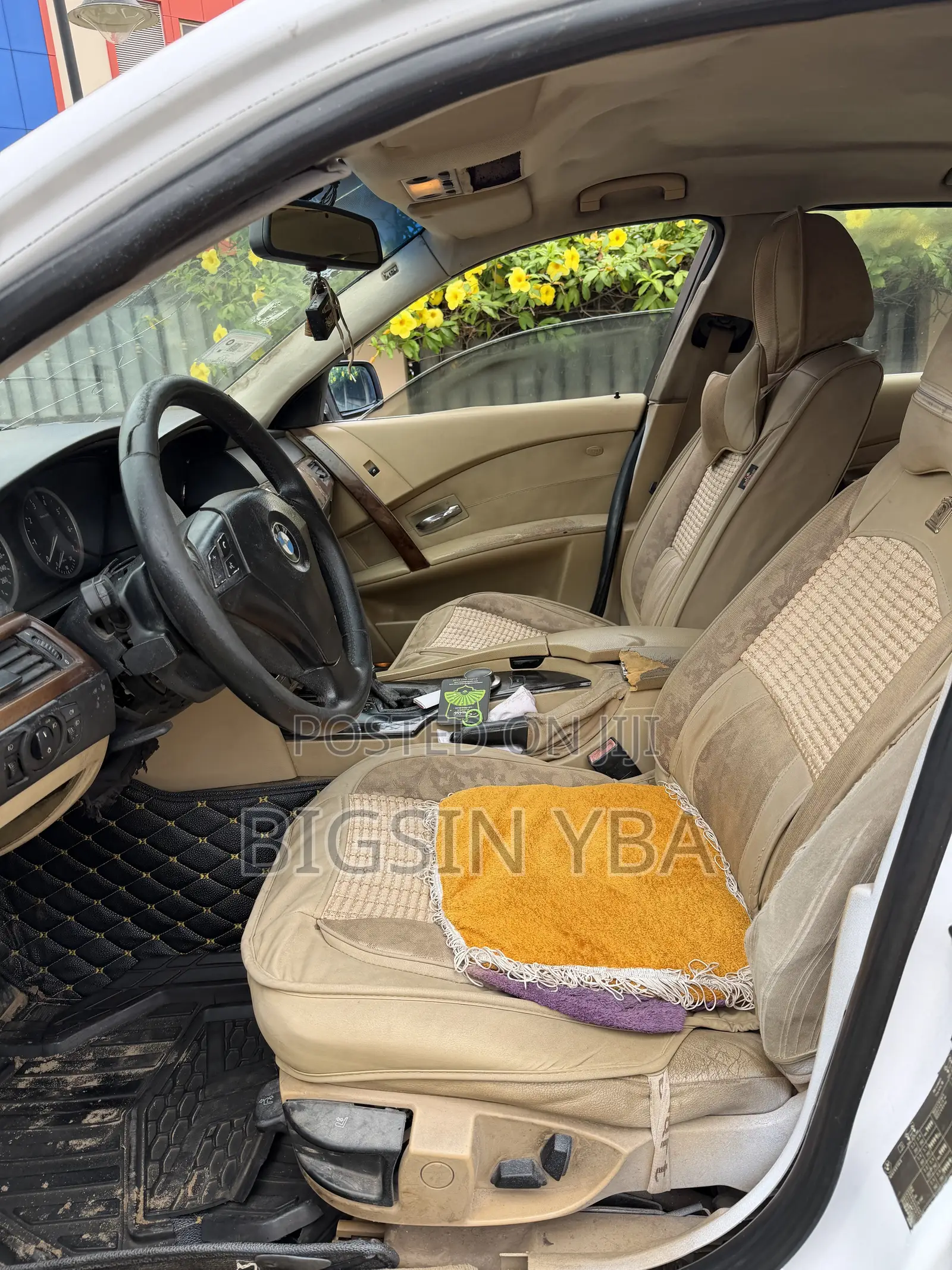 BMW 523i 2011 White