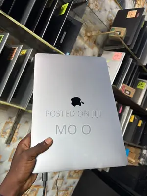 Laptop Apple MacBook Pro 2019 16GB Intel Core i9 SSD 512GB