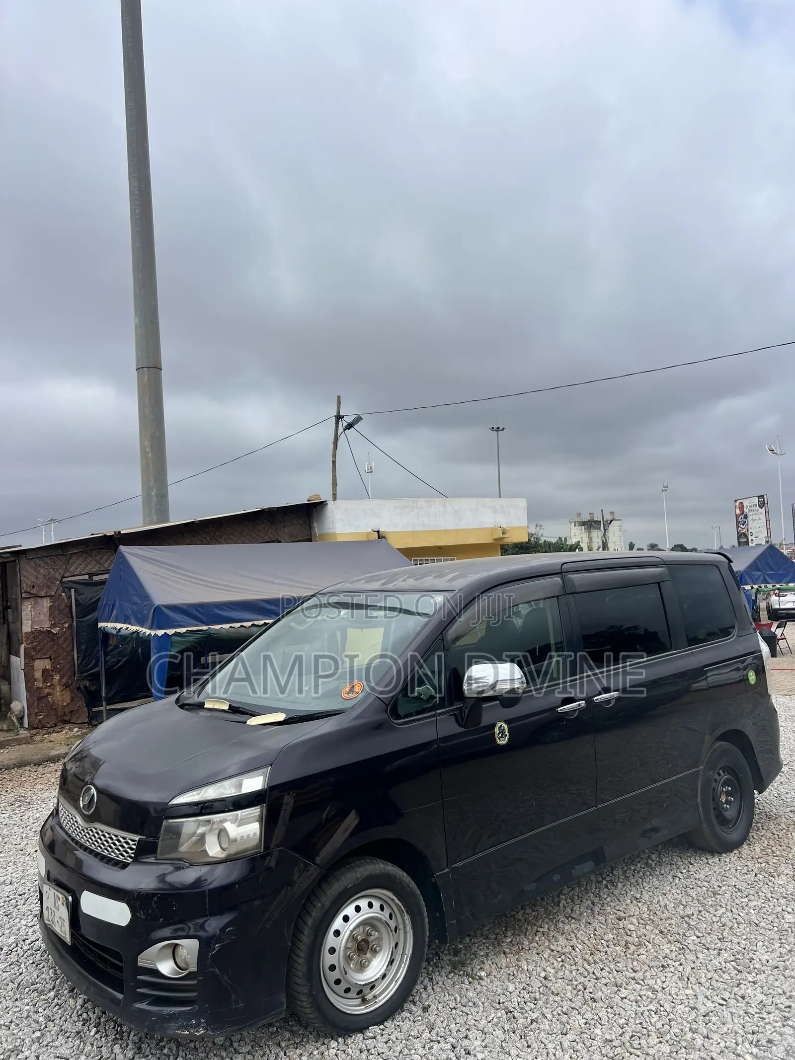 Toyota Voxy 2012 Brown