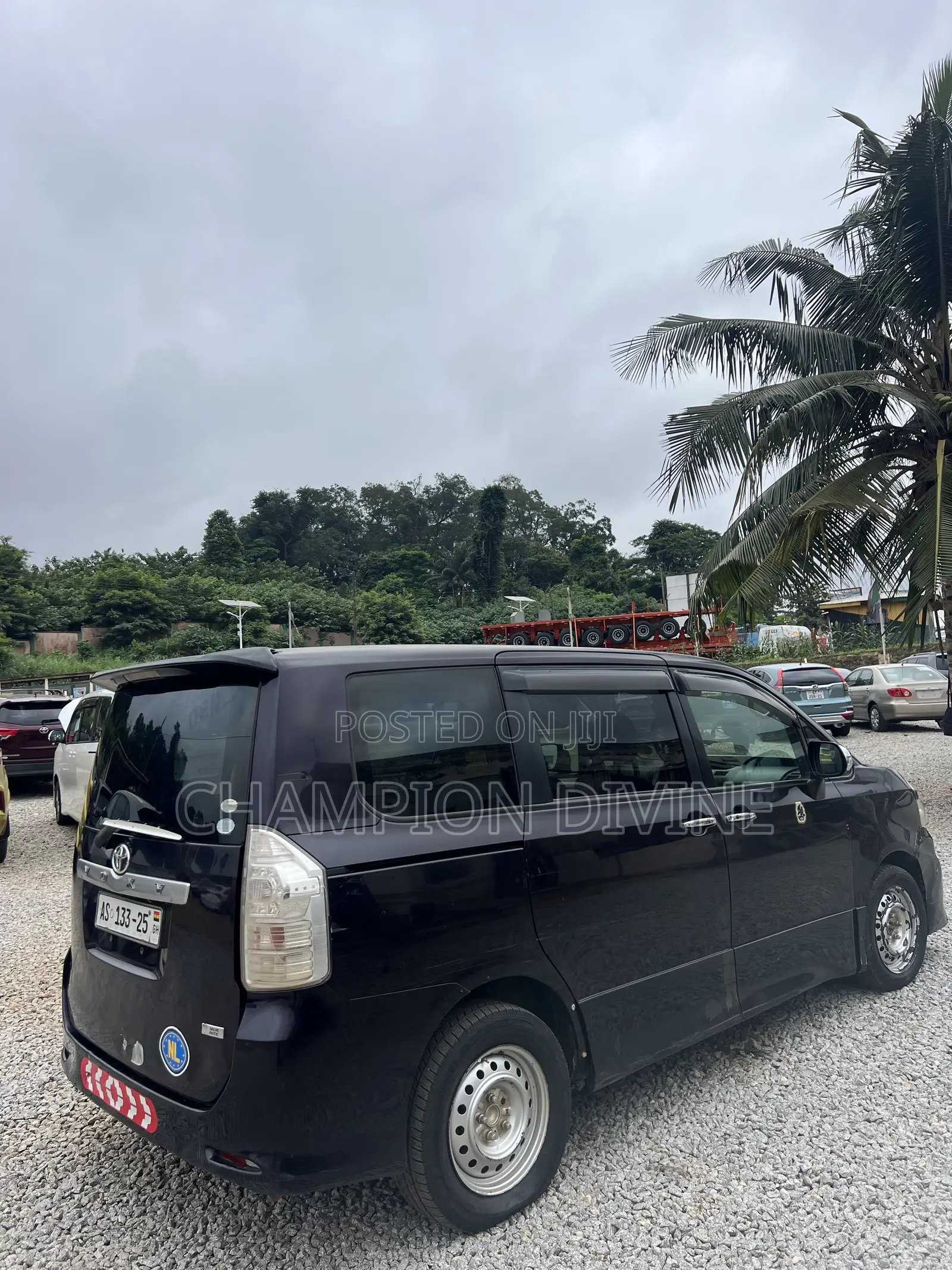 Toyota Voxy 2012 Brown