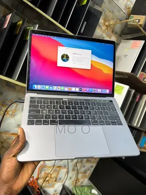 Laptop Apple MacBook Pro 2016 16GB Intel Core i5 SSD 256GB