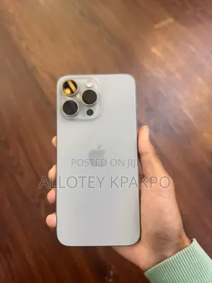 Apple iPhone 15 Pro Max 256 GB Silver