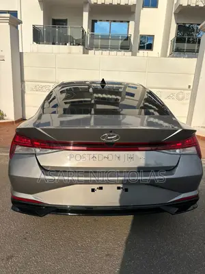 Hyundai Elantra 2023 Silver