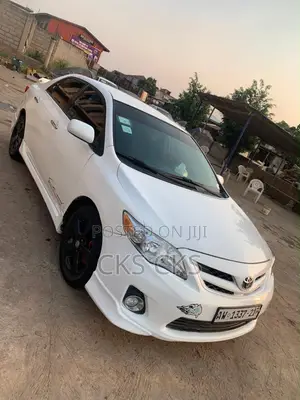 Toyota Corolla 2013 Silver