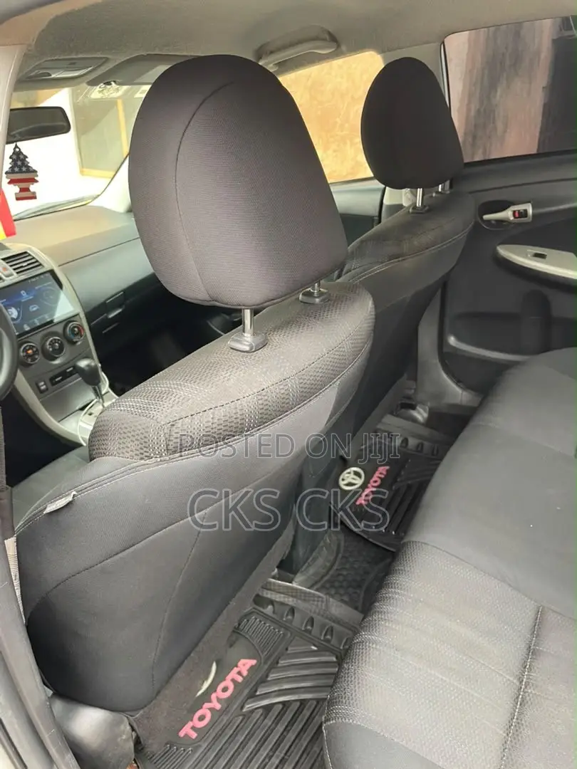 Toyota Corolla 2013 Silver