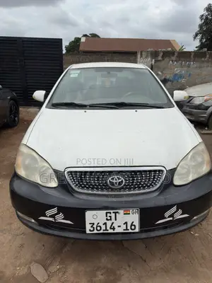 Toyota Corolla 2004 White