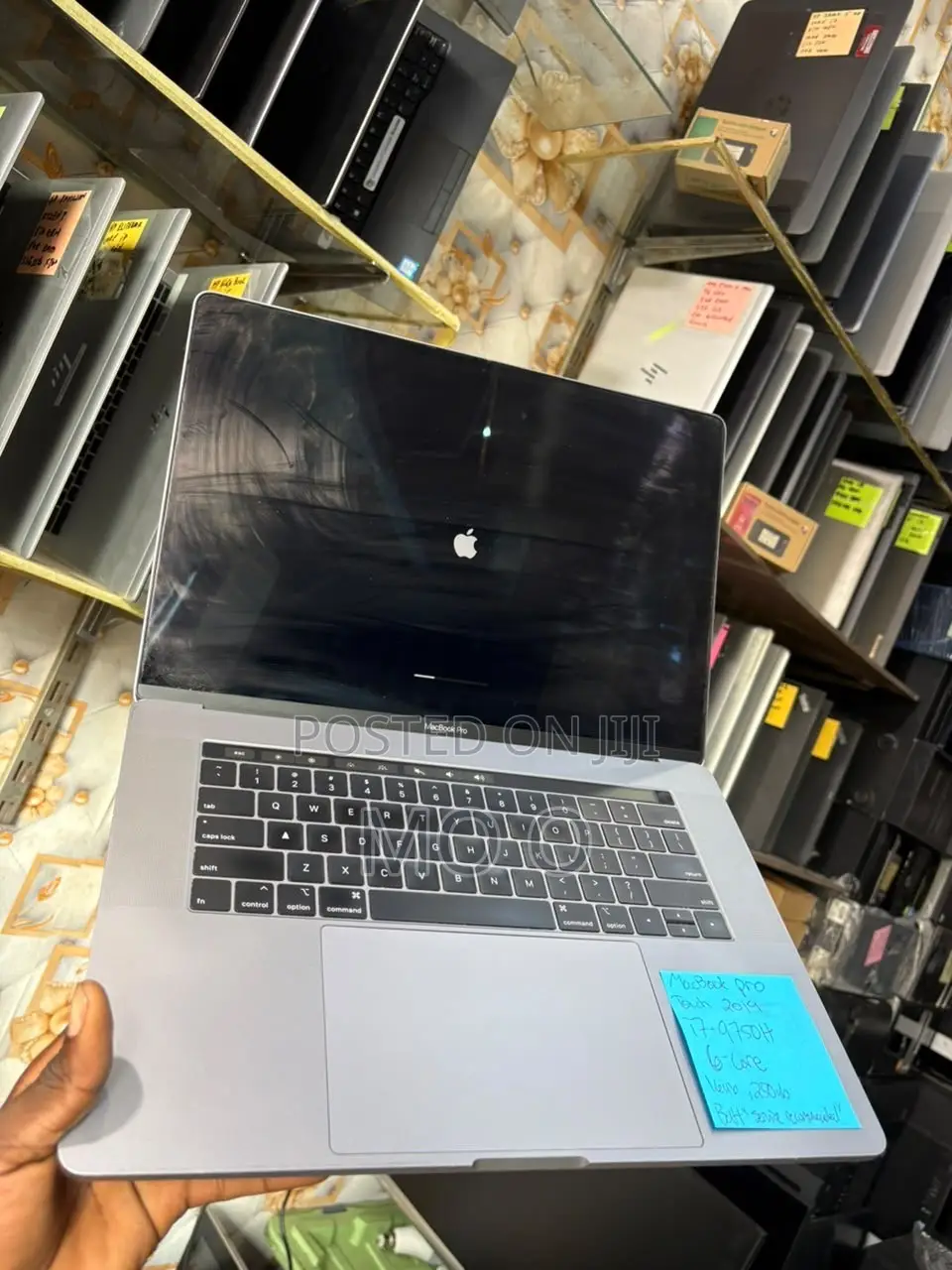 Laptop Apple MacBook Pro 2019 16GB Intel Core i7 SSD 512GB