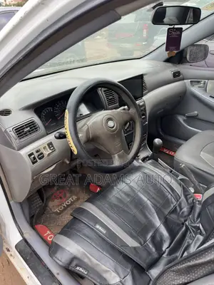 Toyota Corolla 2004 White
