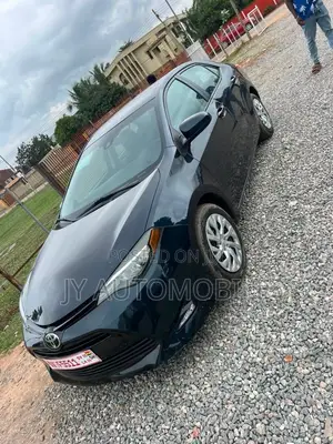 Toyota Corolla 2018 Black
