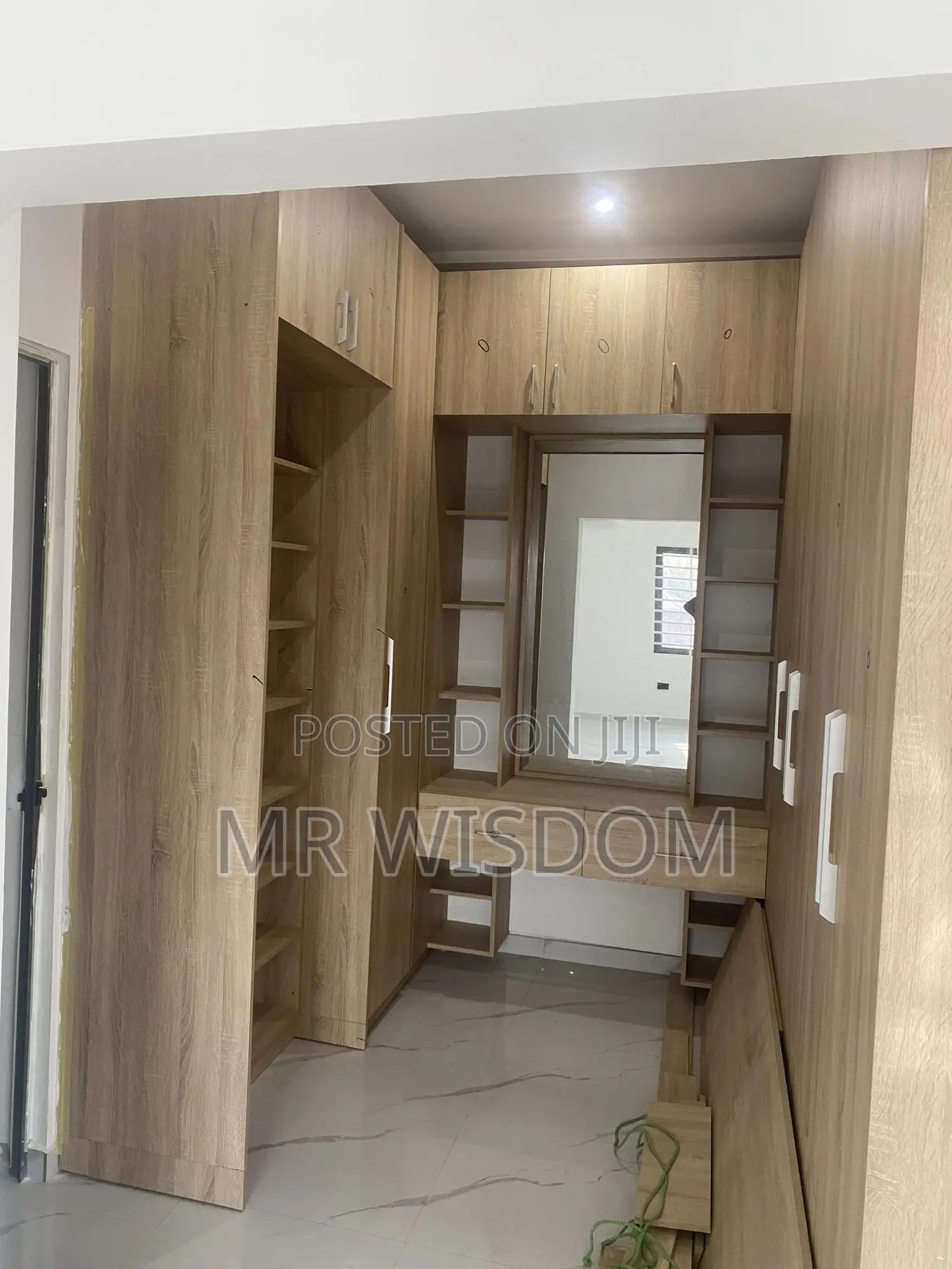 4bdrm Duplex in Lakeside Estate, Ashaley Botwe for sale