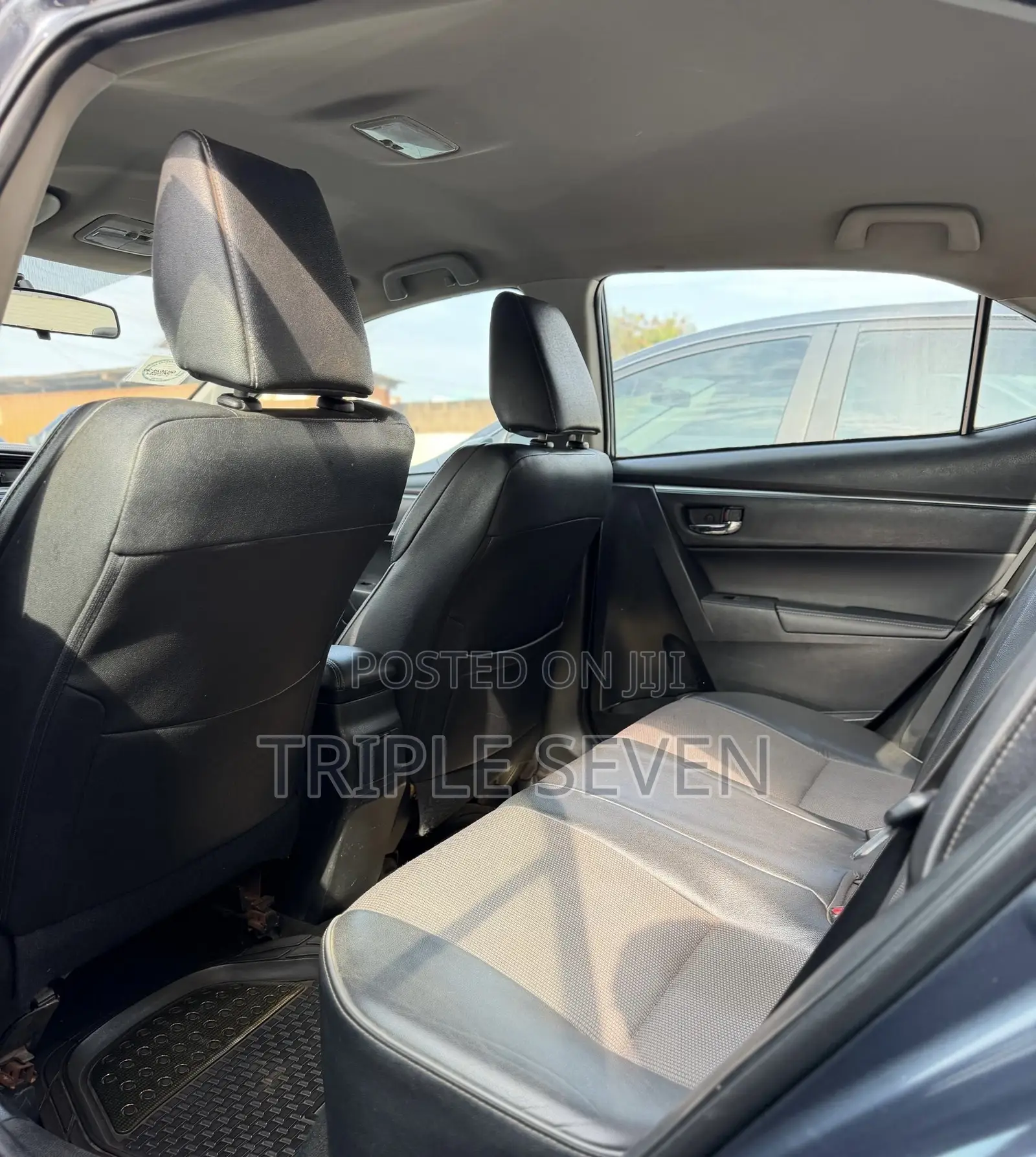 Toyota Corolla S Plus 4dr Sedan (1.8L 4cyl 6M) 2015 Gray