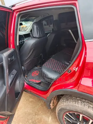 Toyota RAV4 2017 Red