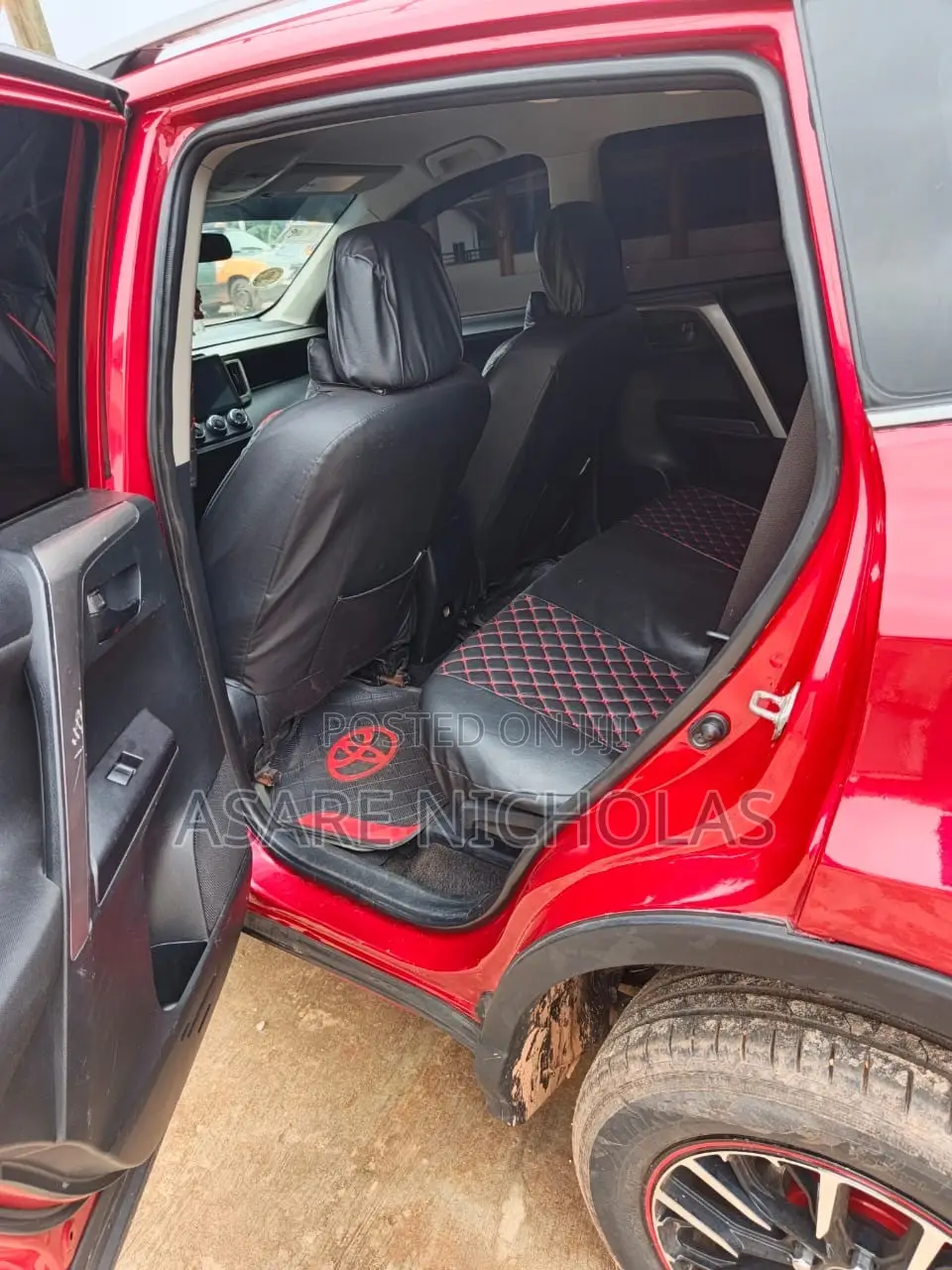 Toyota RAV4 2017 Red