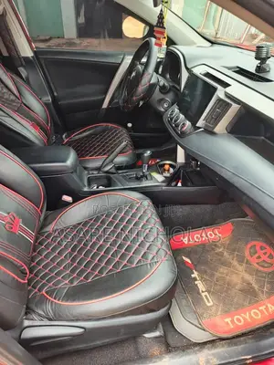 Toyota RAV4 2017 Red
