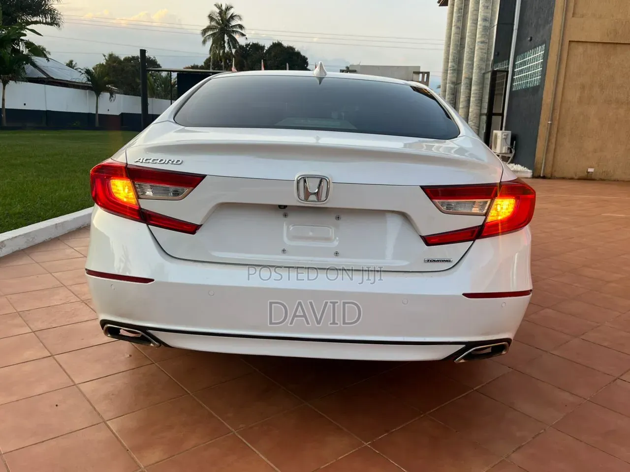 Honda Accord 2018 Off white