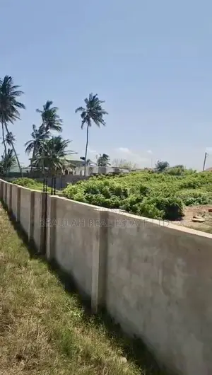 Titled Beachfront Land for Sale in Pramrpam (Commercial/Residential)