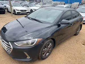 Hyundai Elantra 2018 Black