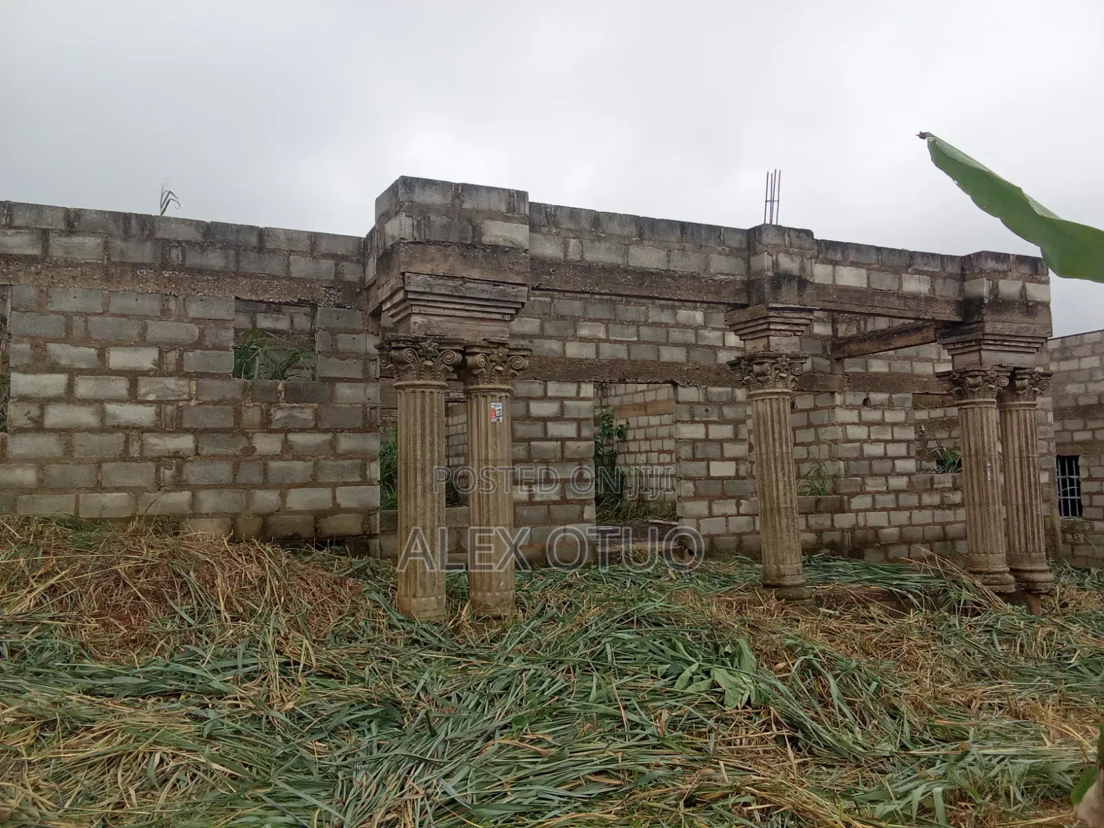 5bdrm House in Alex Otuo Properties, Atwima Nwabiagya for sale