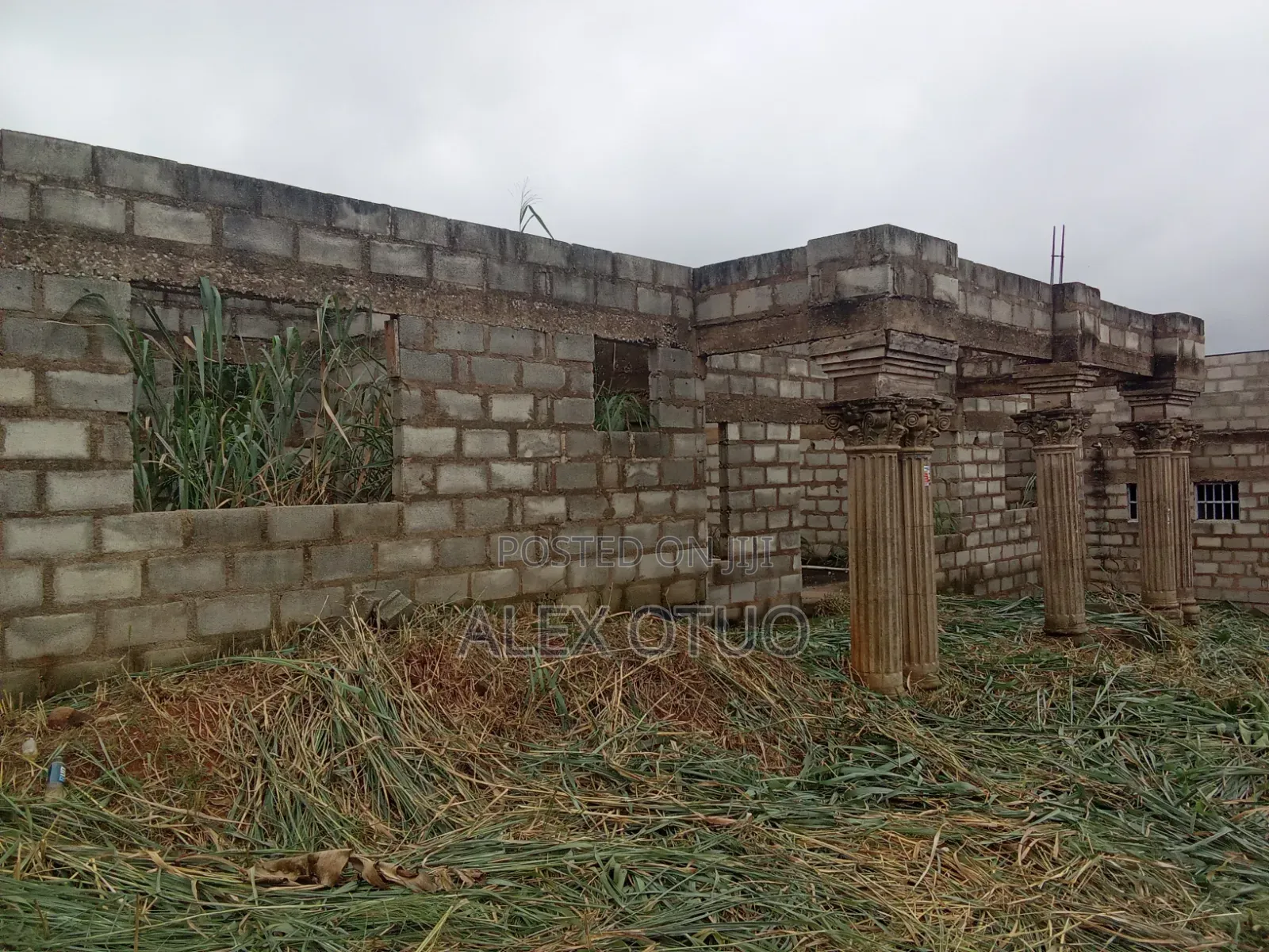 5bdrm House in Alex Otuo Properties, Atwima Nwabiagya for sale