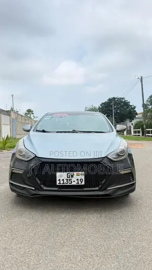 Hyundai Elantra 2013