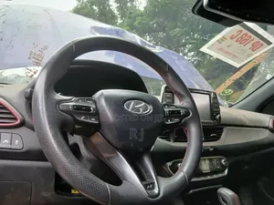 Hyundai Elantra 2020 Blue