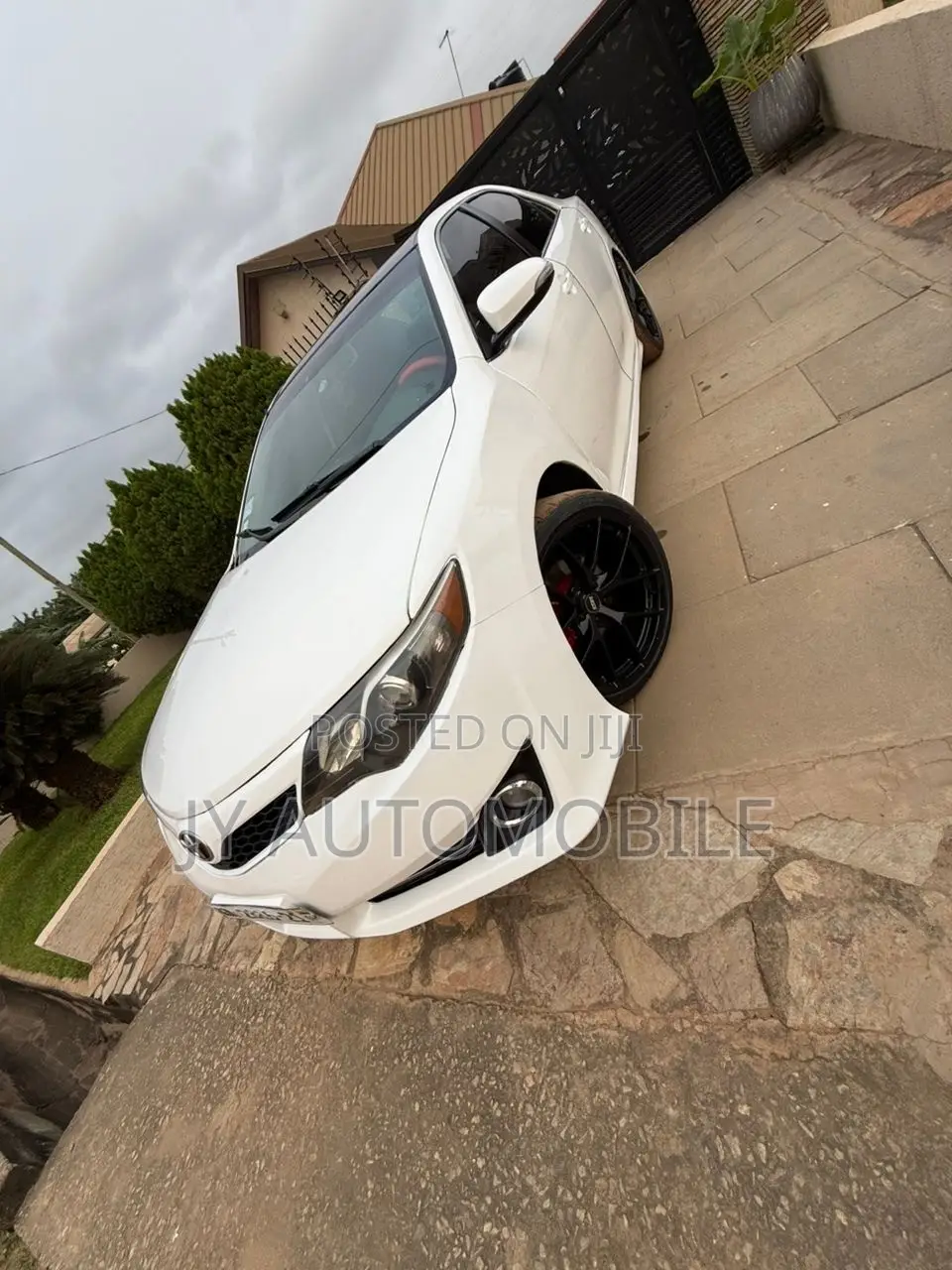 Toyota Camry 2014 White