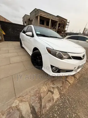 Toyota Camry 2014 White