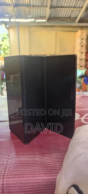 Huawei Mate XT Ultimate Design 1 TB