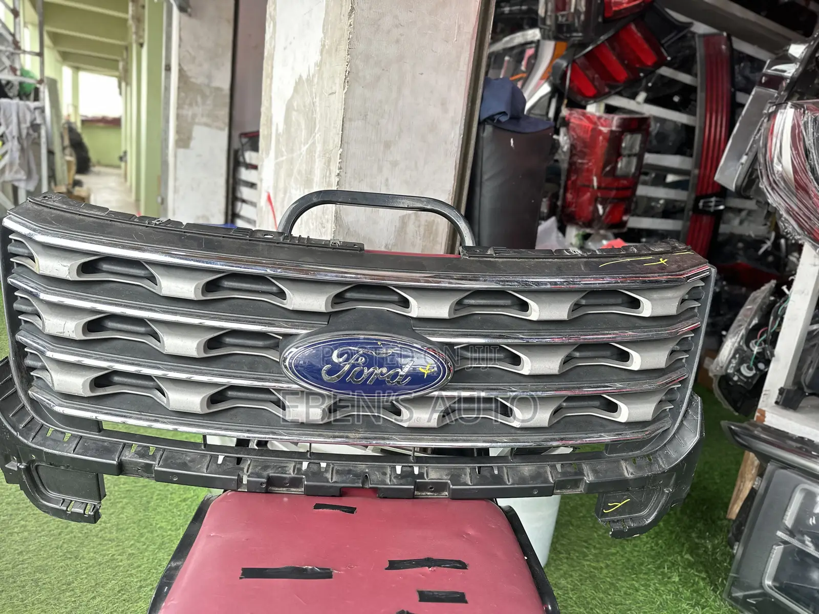 Used Grille for Ford Explorer 2017-2020 Model