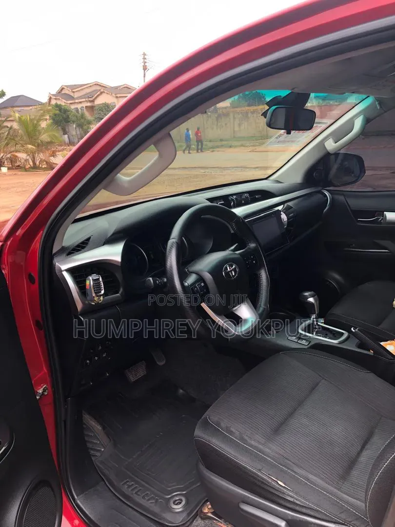 Toyota Hilux 2018