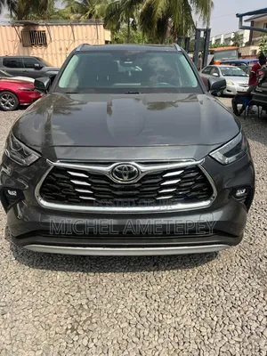 Toyota Highlander 2021 Gray