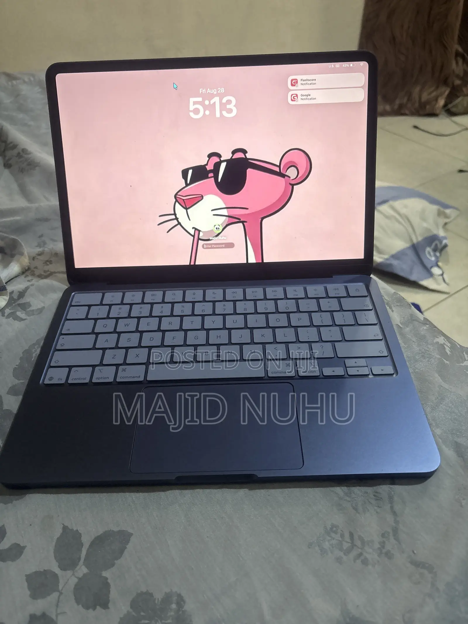 New Laptop Apple MacBook 8GB Intel Core 5 SSD 128GB