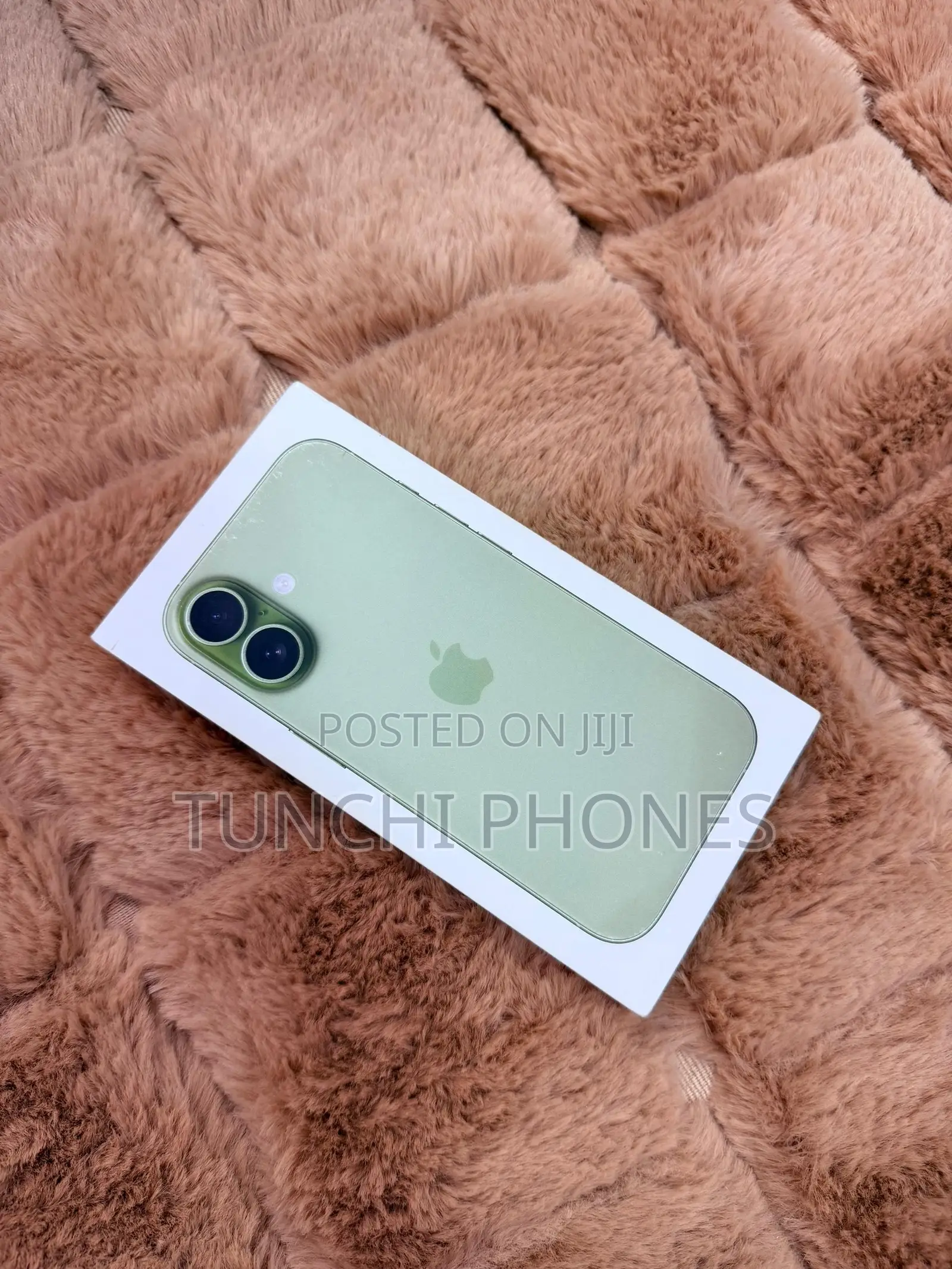 New Apple iPhone 17 256 GB Green