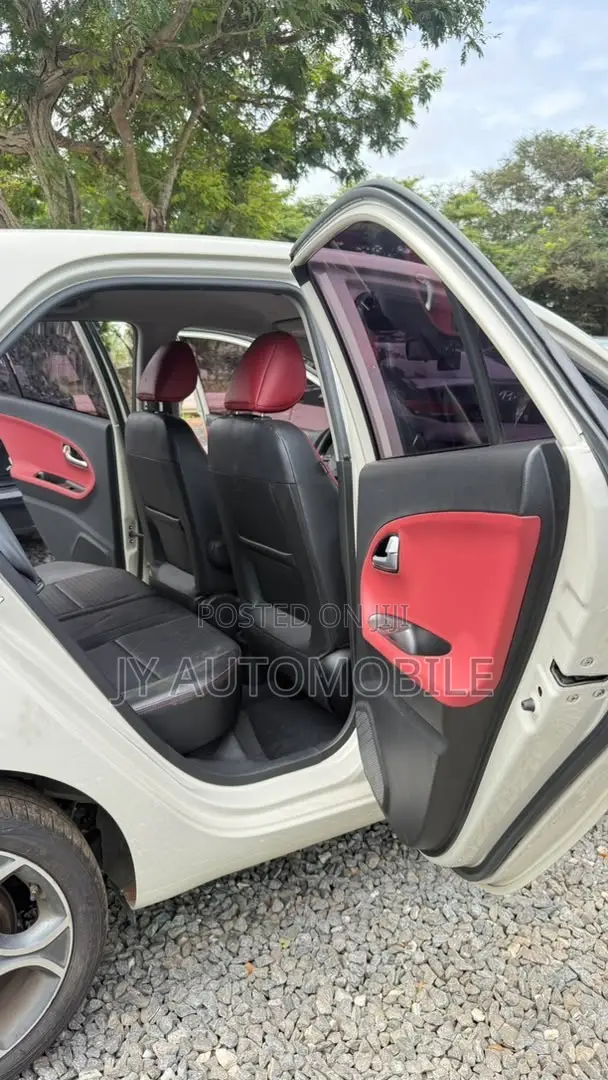 Mazda CX-5 2022 Red