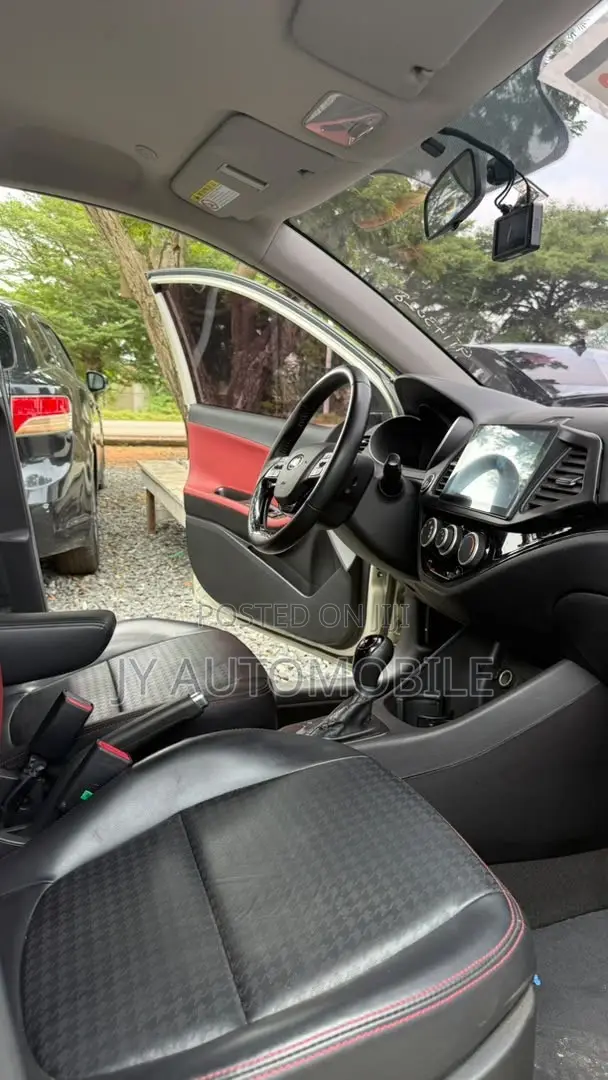 Mazda CX-5 2022 Red