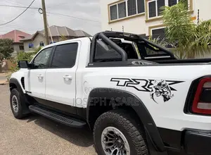 RAM 1500 TRX Crew Cab 4WD SB 2023 White