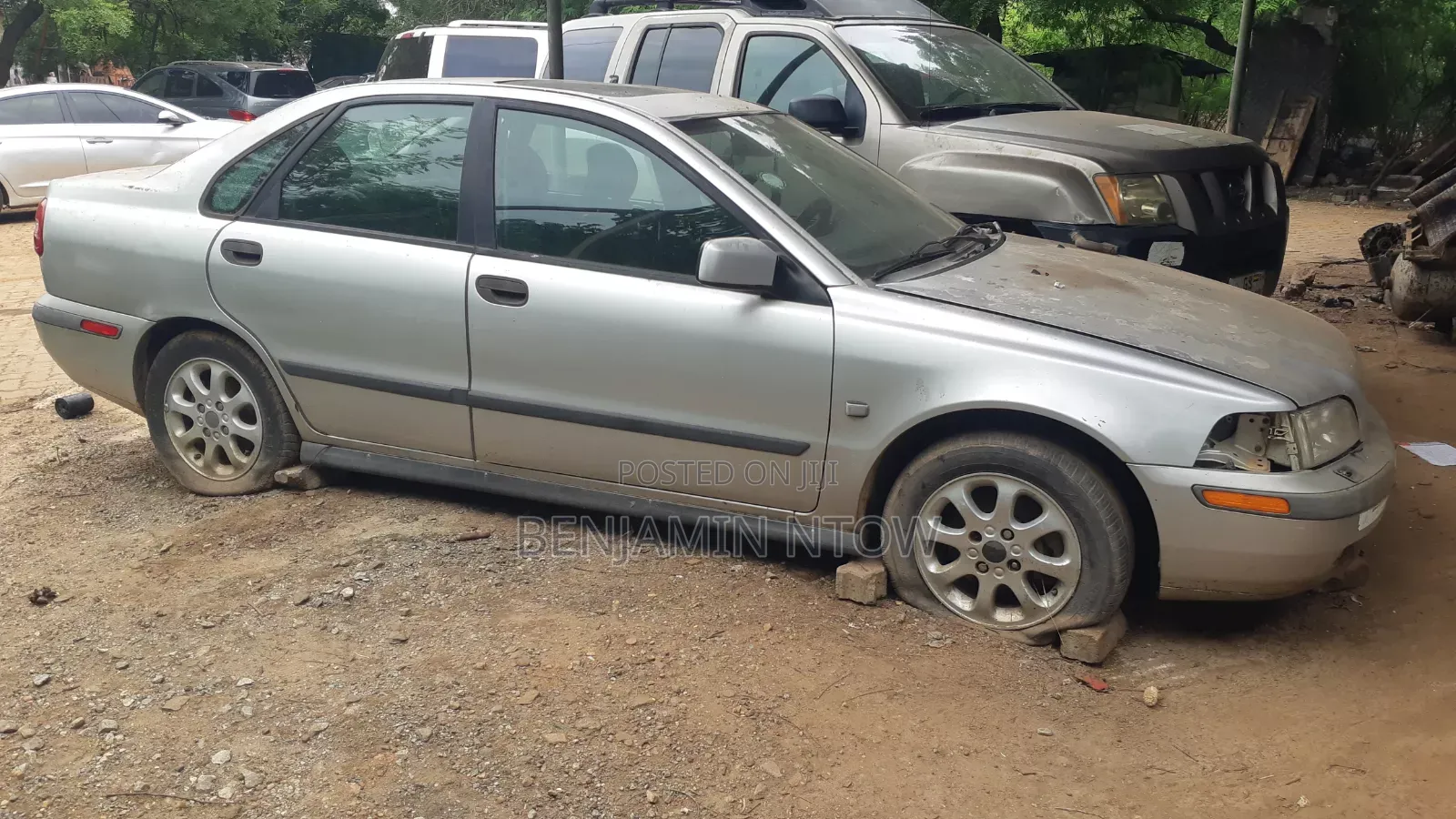 Volvo S40 2010 Off white