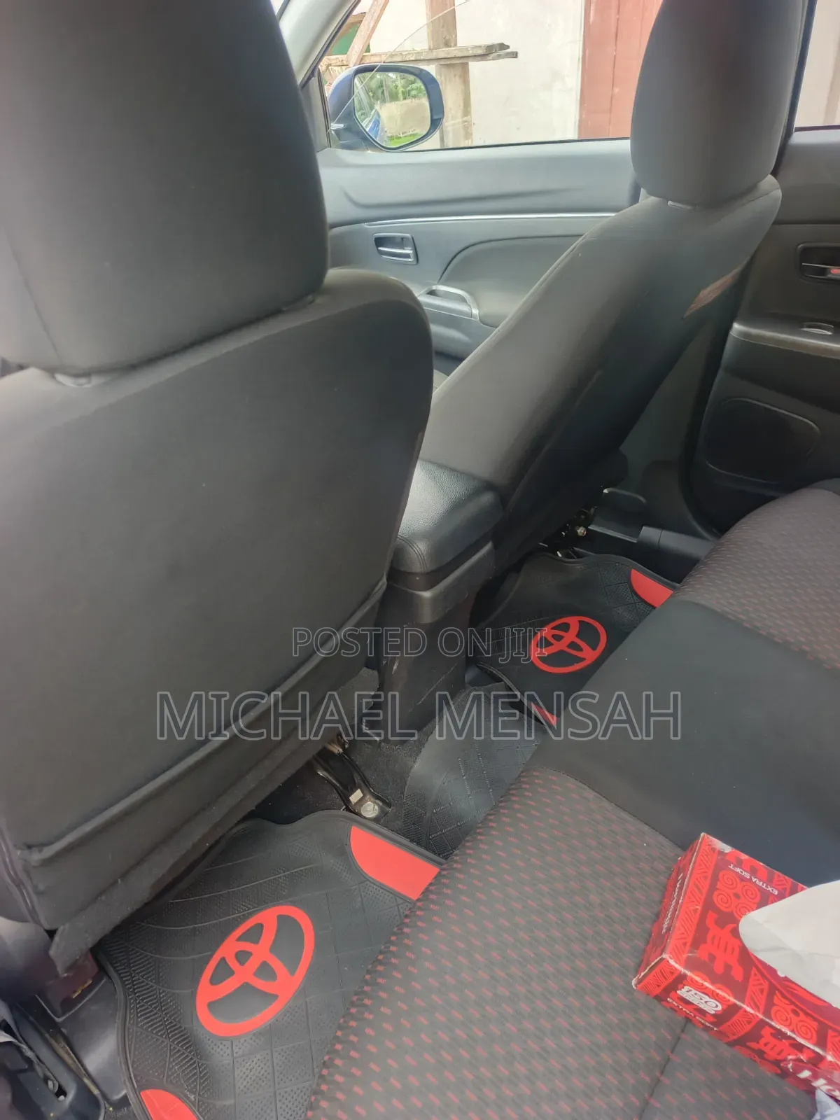 Mitsubishi Outlander Sport 2018 Blue