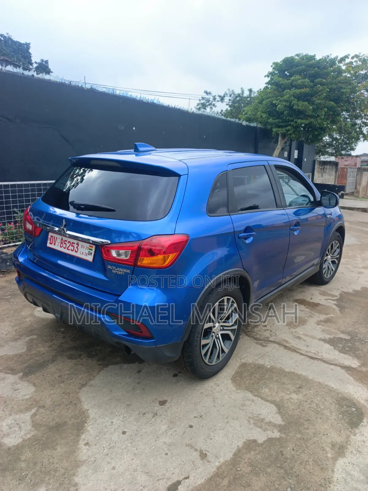 Mitsubishi Outlander Sport 2018 Blue