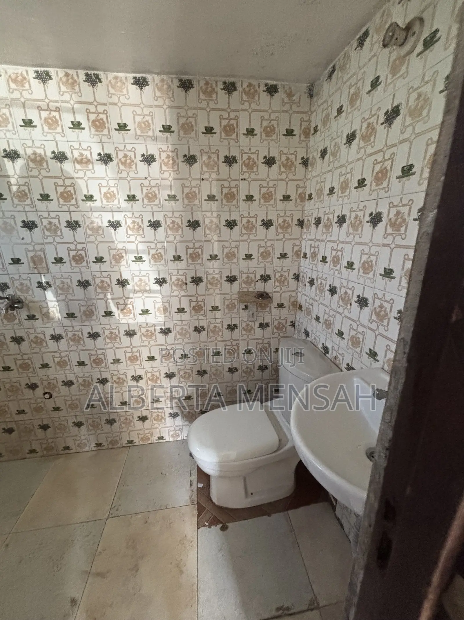 1bdrm Bungalow in Lakeside Community 1 for rent